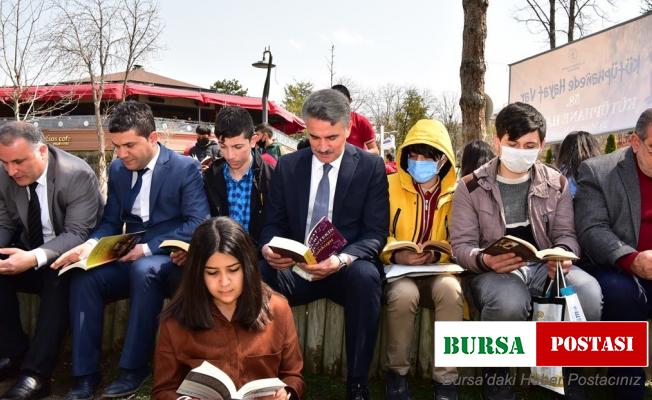 Farkındalık için 30 dakika kitap okudular