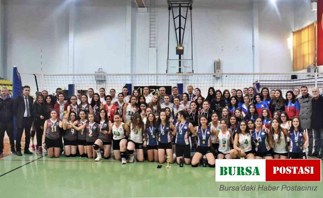 Filenin genç sultanları kıyasıya mücadele etti