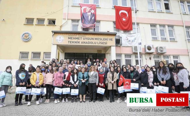 Gaziantep’te kitap okuyan gençler ödüllendiriyor