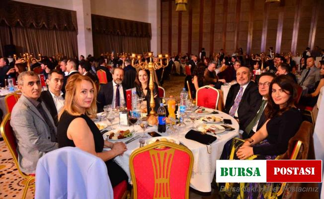 Gelişim ve Palmiye hastaneleri doktorları tıp bayramı balosunda buluştu