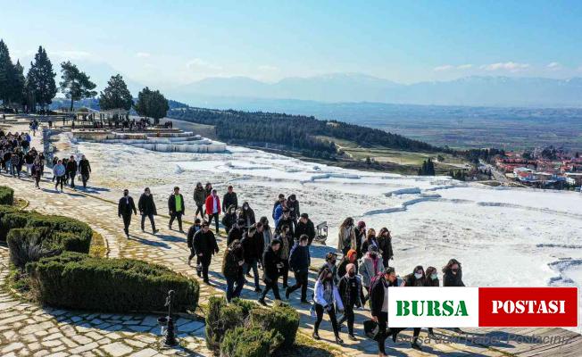 Gençler Denizli’nin doğal ve kültürel değerleriyle buluşuyor