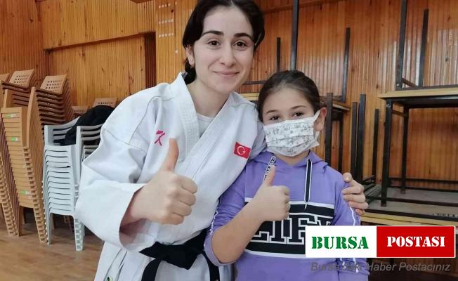 Giresun’un tek kadın karate antrenörü kız çocuklarına karateyi sevdirdi
