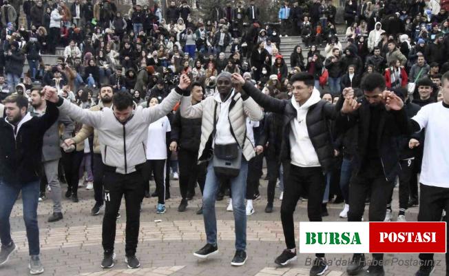 Gümüşhane’de soğuk havaya ve kar yağışına rağmen Nevruz kutlandı