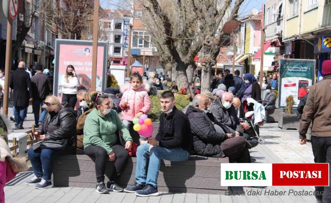 Güneşli havayı fırsat bilen Eskişehirliler kendini dışarı attı
