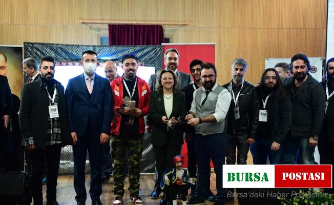 ’Hadi Poyrazoğlu Kukla ve Karagöz Festivali’ başladı