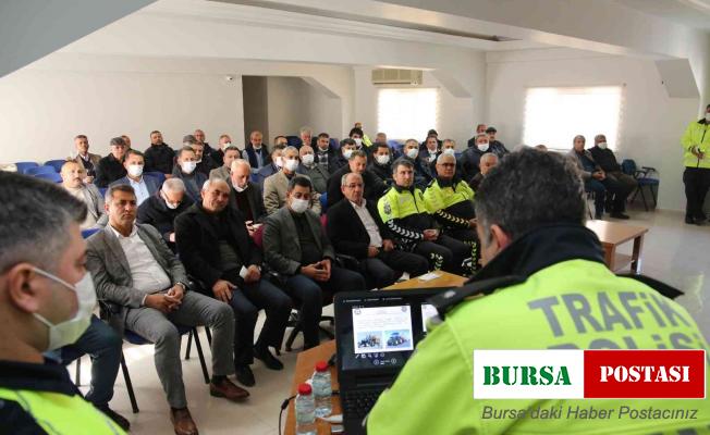 Hatay’da traktör sürücülerine eğitim verildi