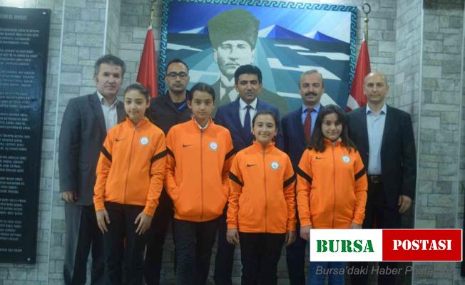 Helvacılar Ortaokulu öğrencileri şampiyonluğa doğru ilerliyor