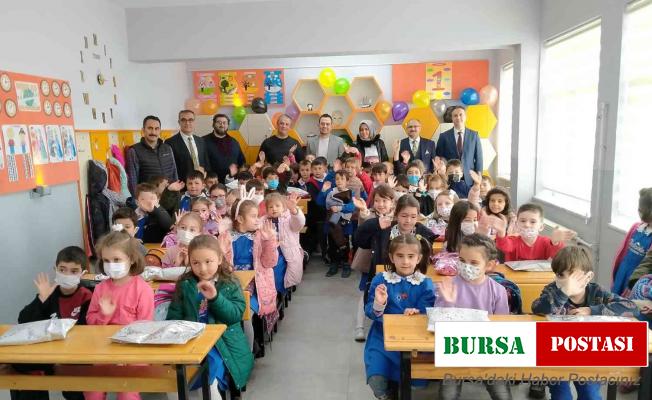 “Her yerde okuyorum”  Gediz’de