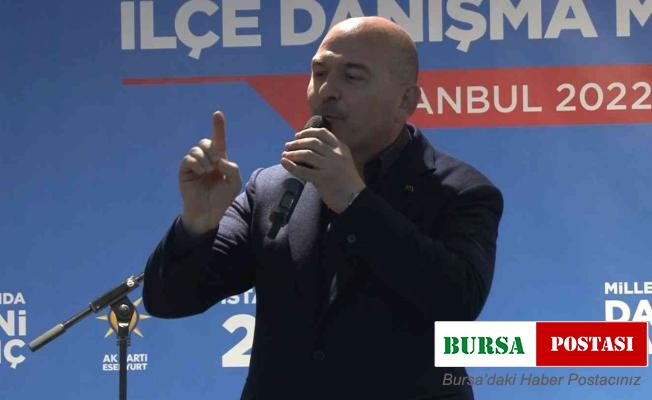 İçişleri Bakanı Süleyman Soylu, AK Parti Esenyurt İlçe Başkanlığı’nda partililerle bir araya geldi