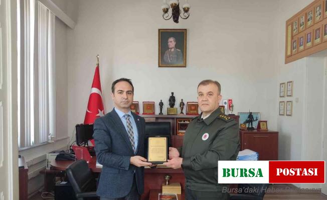 İl Sağlık Müdürü Açıkgöz’den, pandemi ile mücadelenin gizli kahramanlarına teşekkür ziyareti