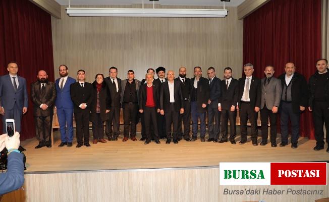 “İstiklal yolu Mehmet Akif” tiyatro oyunu izleyici ile buluştu