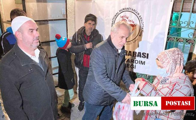 İzmir’de Berat Kandili dualarla idrak edildi