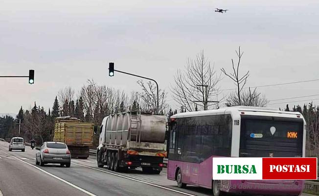 Jandarma trafiği havadan drone ile denetledi