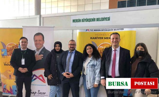 Kariyer Merkezi, bölgesel fuarda üniversitelilerle buluştu