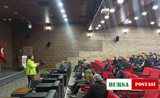 Kars’ta sürücülere öfke kontrolü anlatıldı