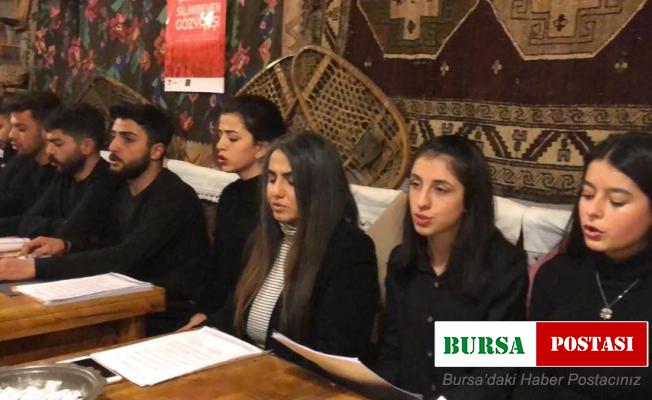 Kars’ta, tek yürek, 81 bedeni tek başı Çanakkale silinmeyen gözyaşı müzik dinletisi