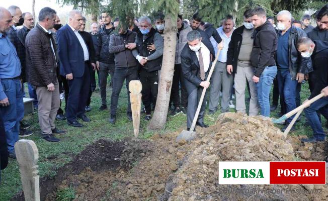 Kazada hayatını kaybeden genç defnedildi