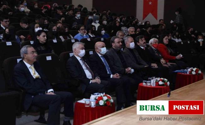 Keçiören’de ’Gönüllerde Akif Dillerde Hürriyet’ paneli düzenlendi