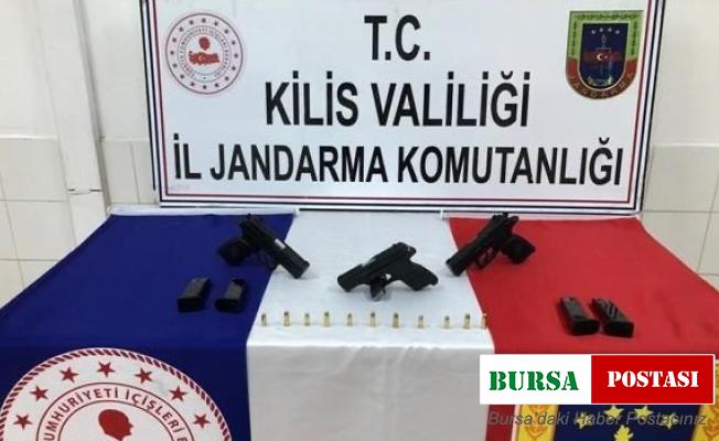 Kilis’te tabanca ile mühimmat operasyonu