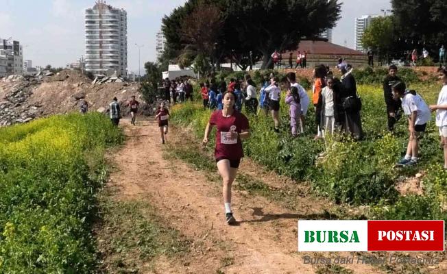 Kır Çiçekleri’nden 7 sporcu, ‘Mersin Atletizm İl Karması’na katılma hakkı kazandı
