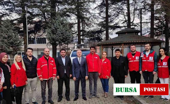 Kızılay sevgi evlerinde çocuklarla kucaklaştı