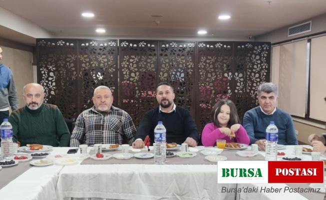 Kızılay yönetimi gençlerle kahvaltıda buluştu