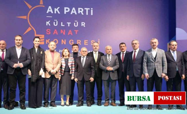 Kocaeli Büyükşehir Belediyesi’ne yılın en başarılı kültür sanat ödülü