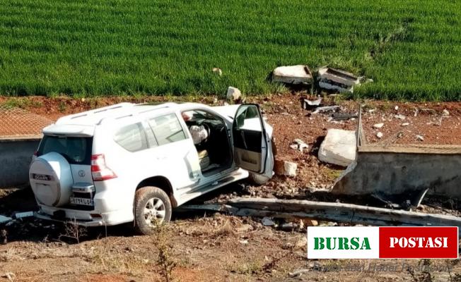 Kontrolden çıkan İran plakalı araç şarampole devrildi: 4 yaralı