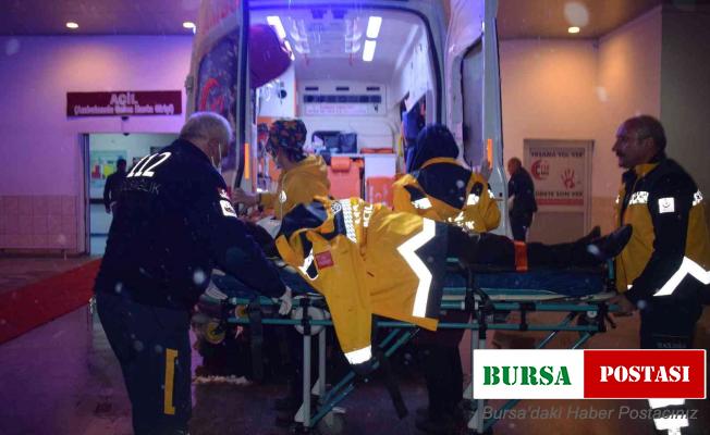 Kontrolden çıkan yolcu otobüsü devrildi: 2 yaralı