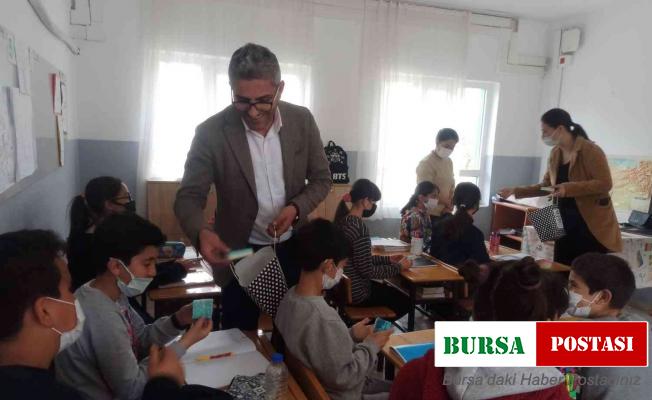 Köyceğiz’de atık yağ getiren öğrenciler sabunlara kavuştu