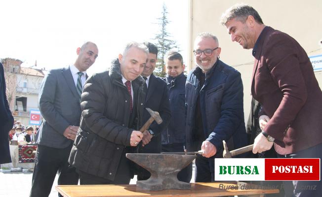 Kula’da nevruz bayramı kutlandı