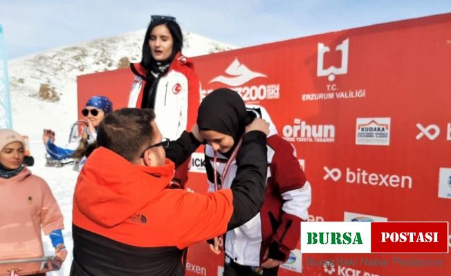 Kütahya Orman SK Sporcusu Yıldız Akbulut, Natürel Kızakta Türkiye ikincisi oldu