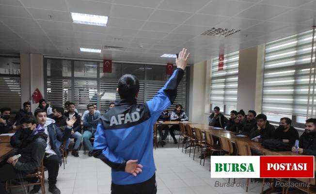 KYK yurtlarında afet eğitimi