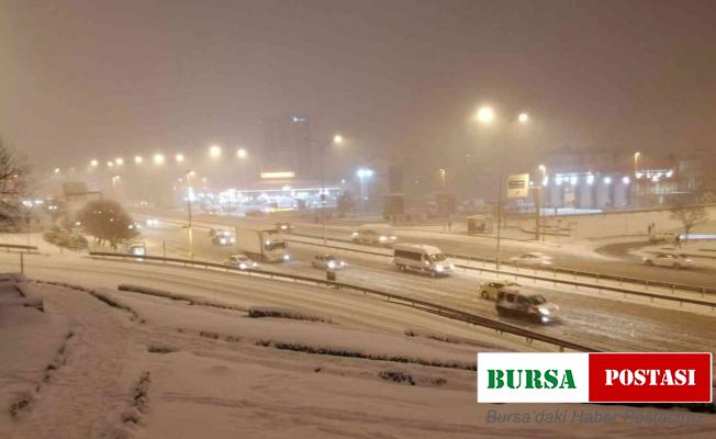 Maltepe E-5’te yollar buz tuttu, sürücüler zor anlar yaşadı