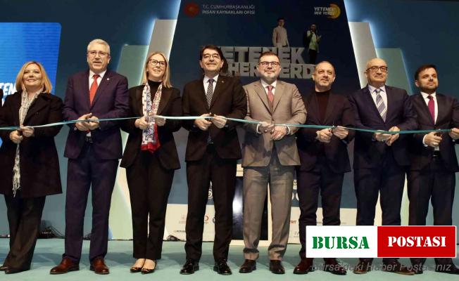 Manisa CBÜ Rektörü Prof. Dr. Ataç EGEKAF 22 açılışına katıldı