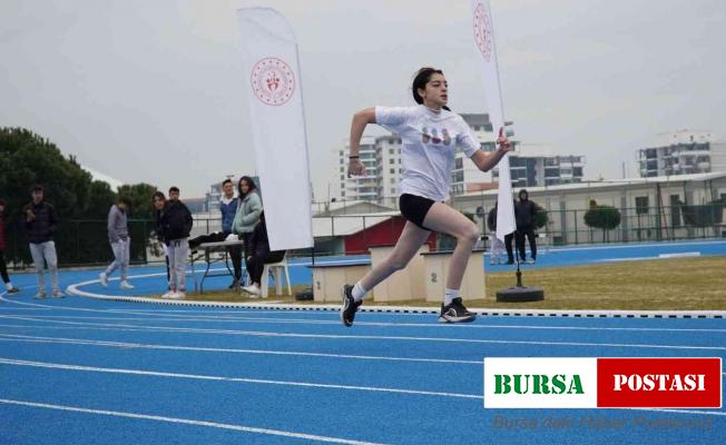 Manisa’da Okul Sporları Atletizm İl Birinciliği yarışmaları yapıldı