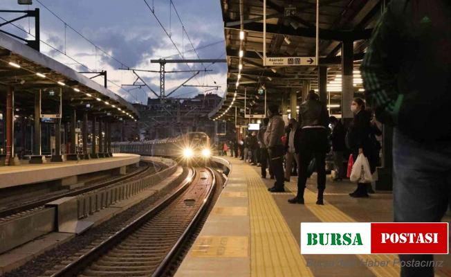 Marmaray, rekor tazeledi; bir günde 580 binden fazla yolcu taşındı