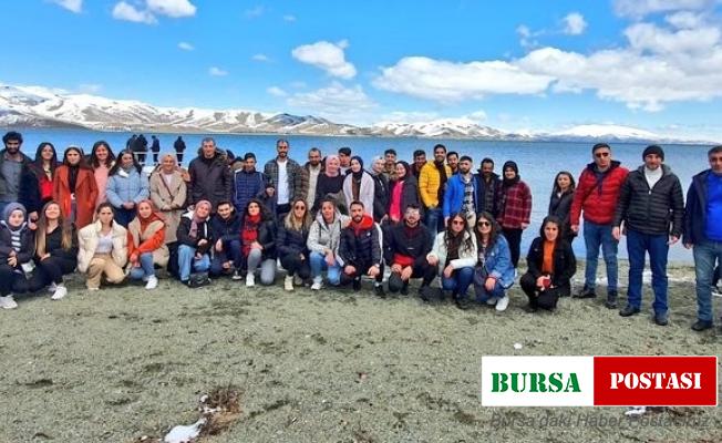 Masa tenisi sporcuları Elazığ’ı gezdi