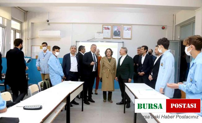 Mersin milletvekilleri MTOSB’nin çalışmalarını yerinde inceledi