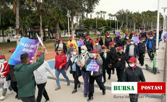 Mersin’de ’Aktif ve başarılı yaş alma yürüyüşü’ düzenlendi