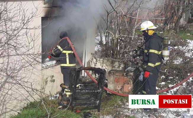 Metruk bina alevlere teslim oldu