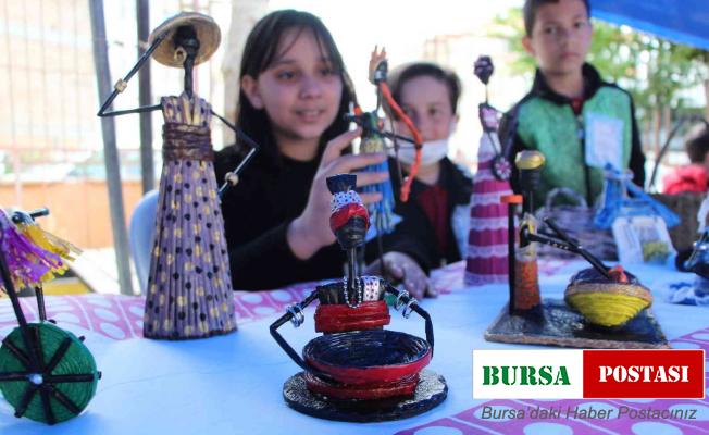 Minikler geri dönüşüm malzemelerine hünerlerini işledi