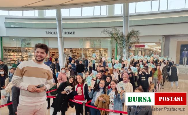 Miraç Çağrı Aktaş Mersin’de okurlarıyla buluştu