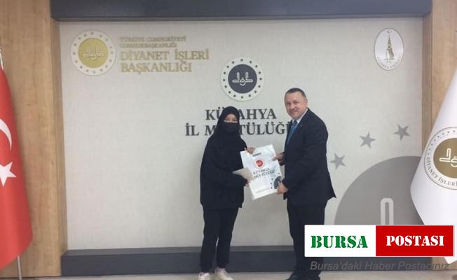 Müftü Demirtaş, dereceye giren öğrencileri ödüllendirdi
