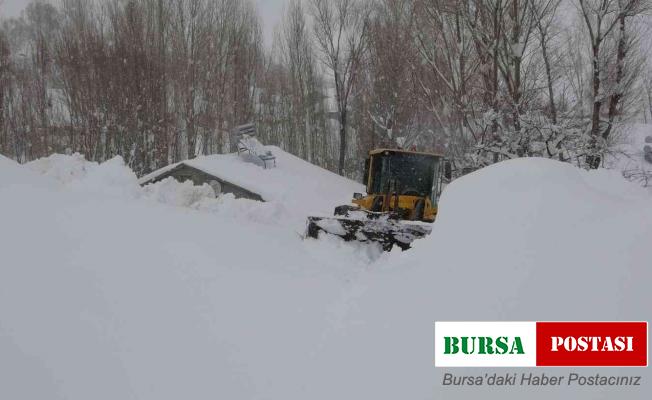 Muş’ta 169 köy yolu ulaşıma kapandı