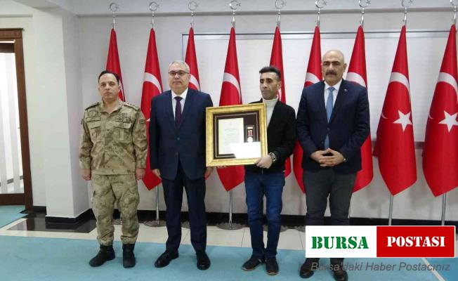 Muş’ta “Devlet Övünç Madalyası Beratı” takdim töreni