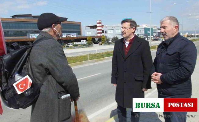 Ninesinin vasiyeti için elinde bastonuyla Çanakkale’ye yürüyor