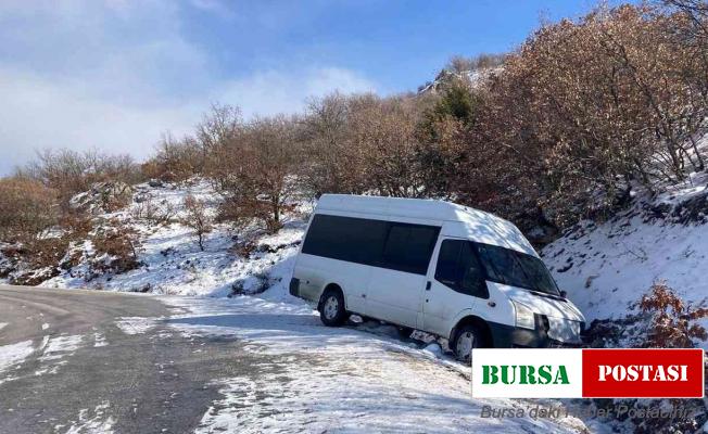 Öğrenci servisi kaza yaptı: 1 yaralı