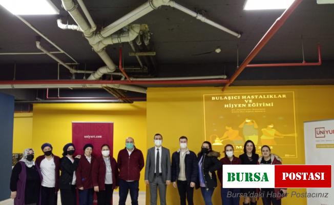 Öğrenci ve yurt personeline hijyen eğitimi verildi