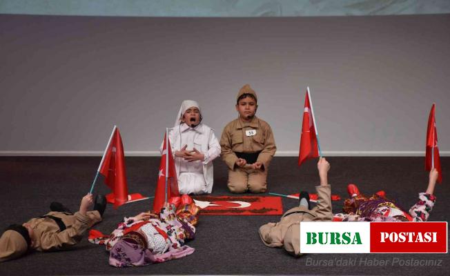 Öğrenciler İstiklal Marşını okumak için yarıştı